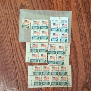 U.S. Postage 1968 United States Flag 6 Cent Stamp Scott 1338 Bundle of 25 Stamps